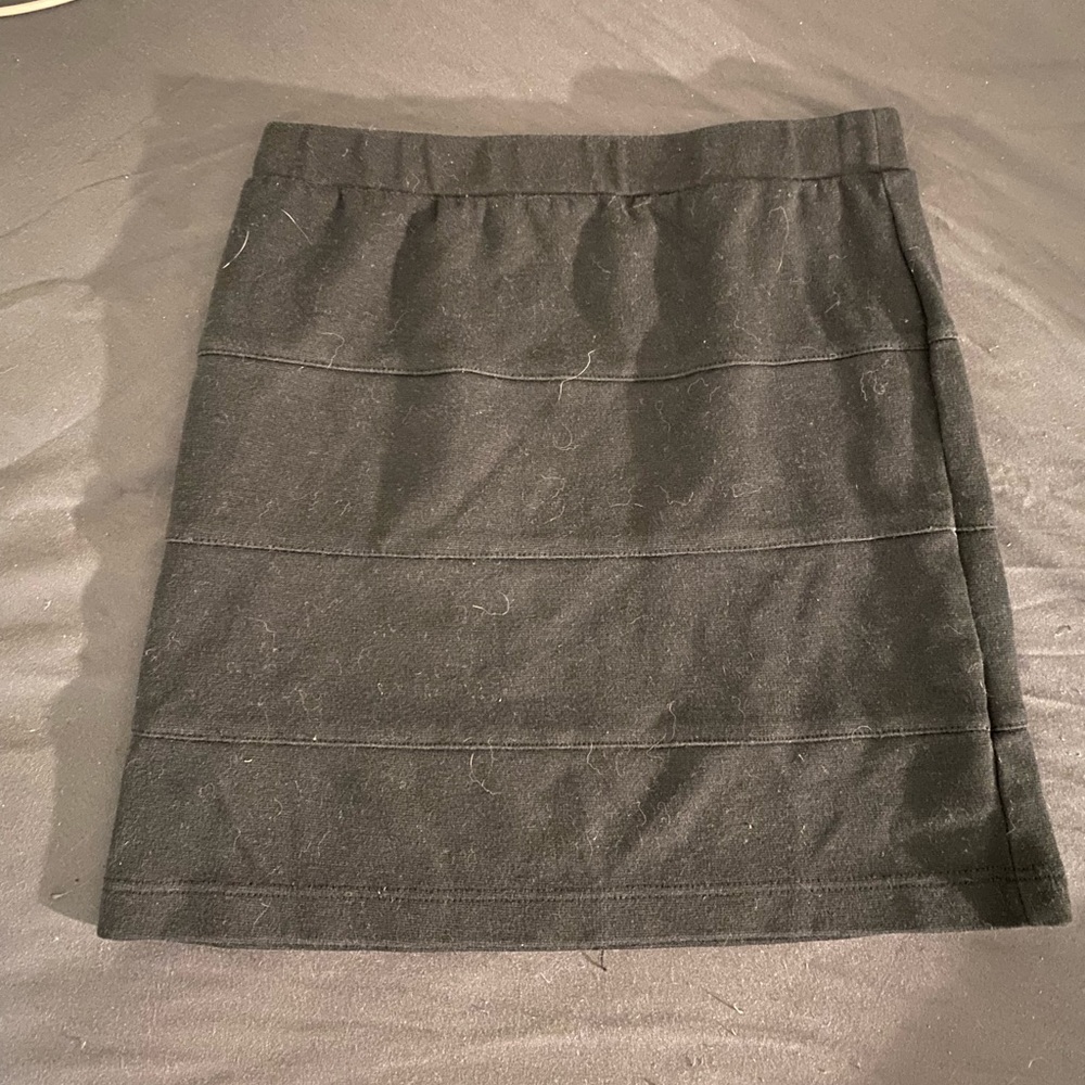 DARK BLACK MINI SKIRT